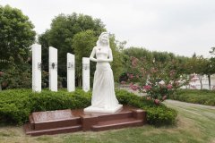 人生就是博集团：以工匠精神展现碑雕工艺的魅力，，，，，，纪念邓丽君的永恒歌声