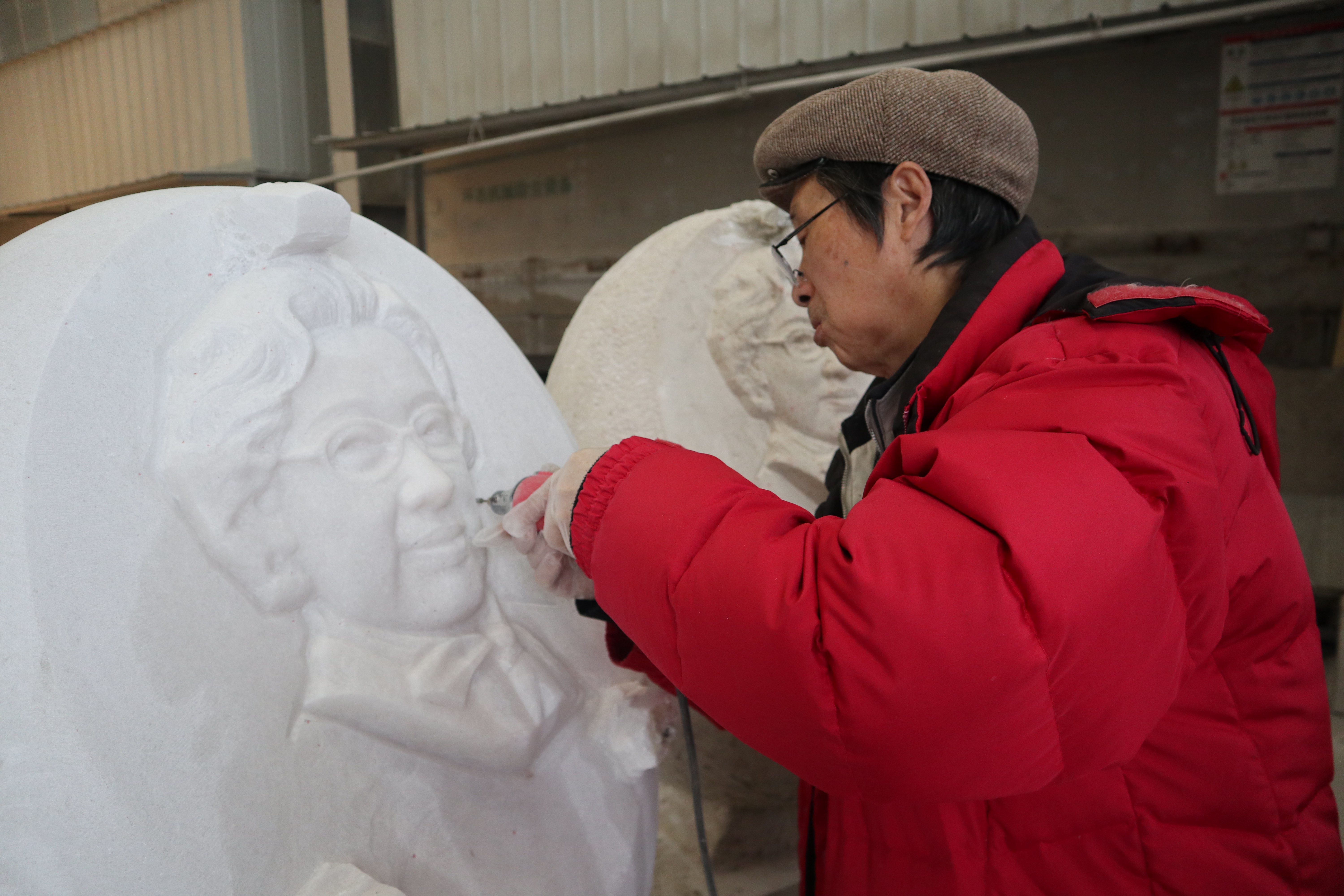 碑雕设计背后的情绪与故事