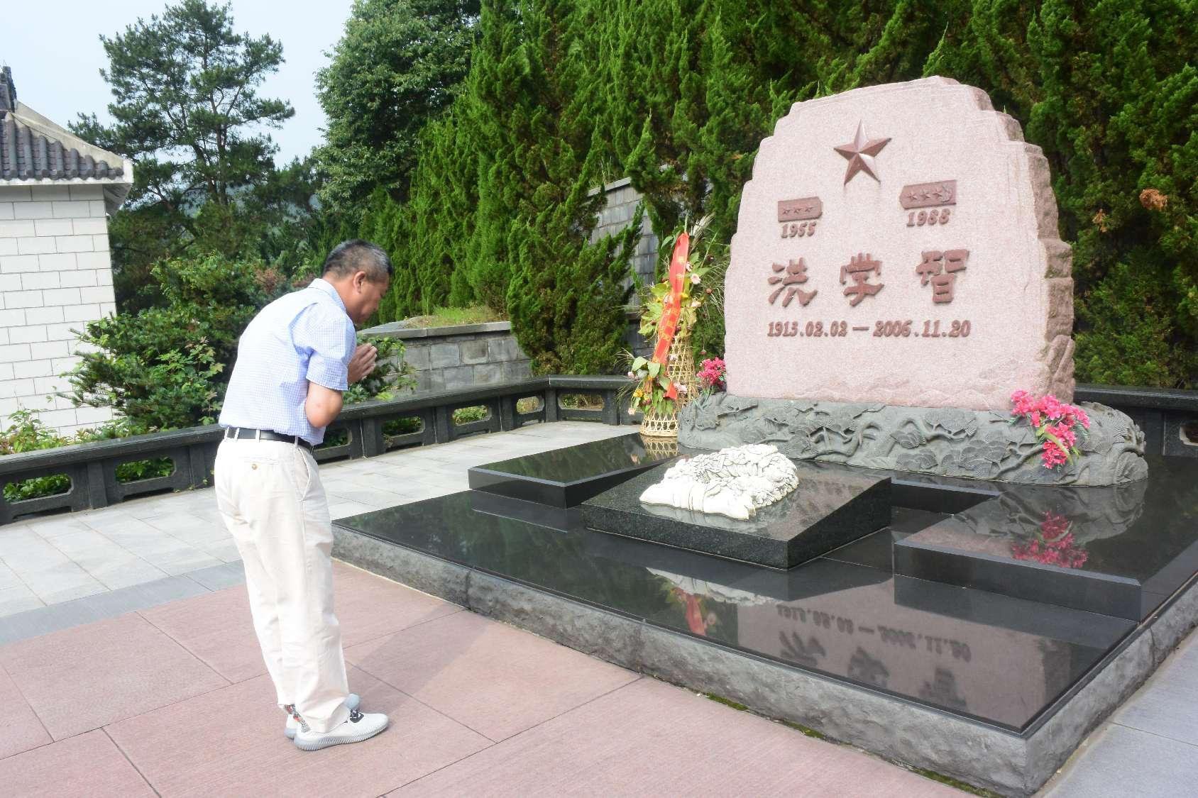 传承红色精神，，，，，人生就是博与洪学智将军的不解之缘