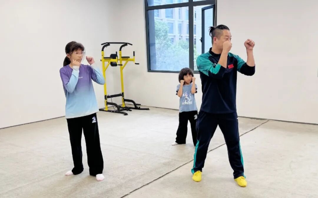 1-251022093343132 首页-人生就是博